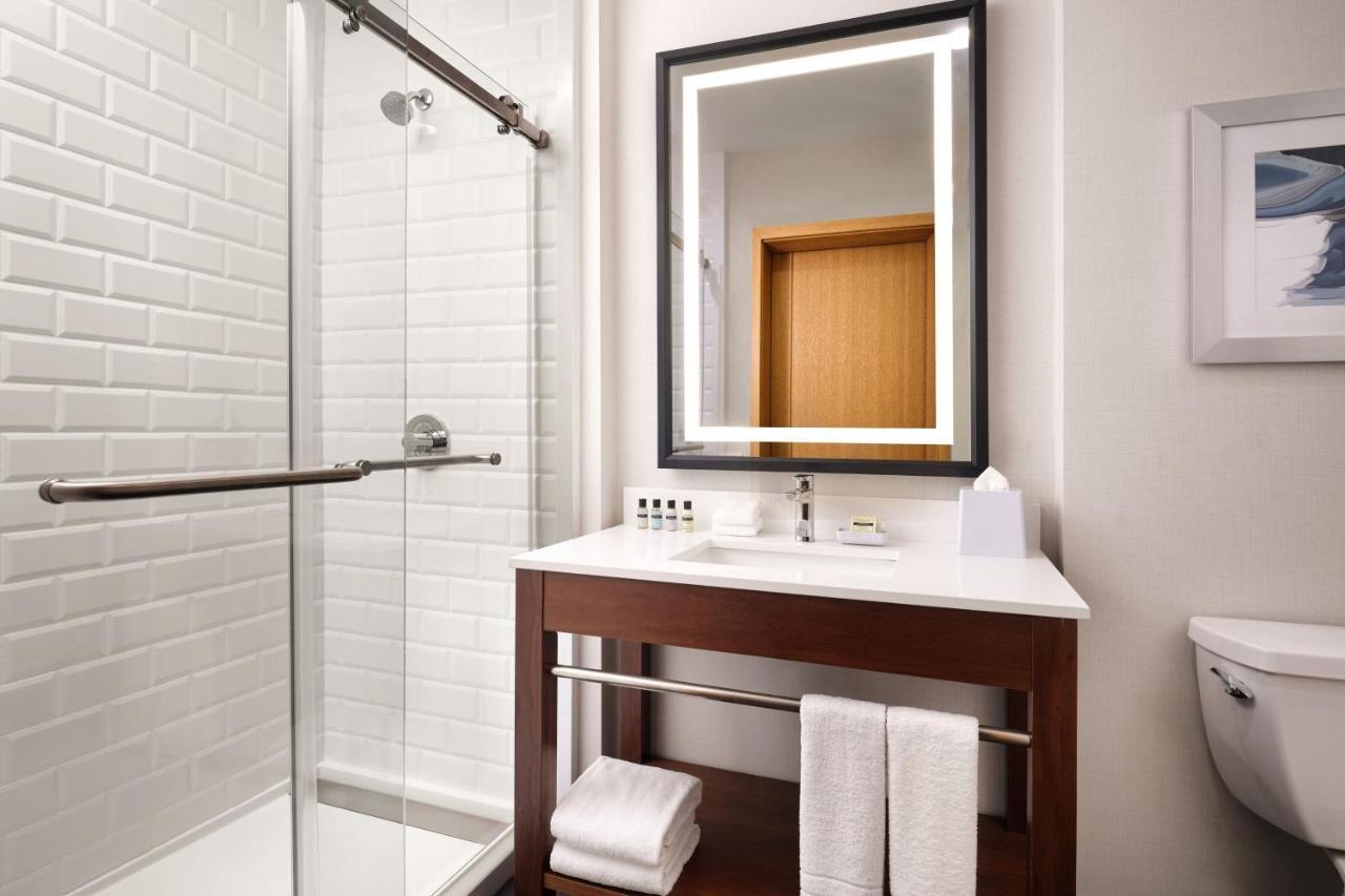 Four Points By Sheraton Юма Екстериор снимка