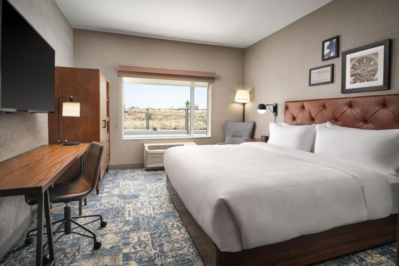 Four Points By Sheraton Юма Екстериор снимка