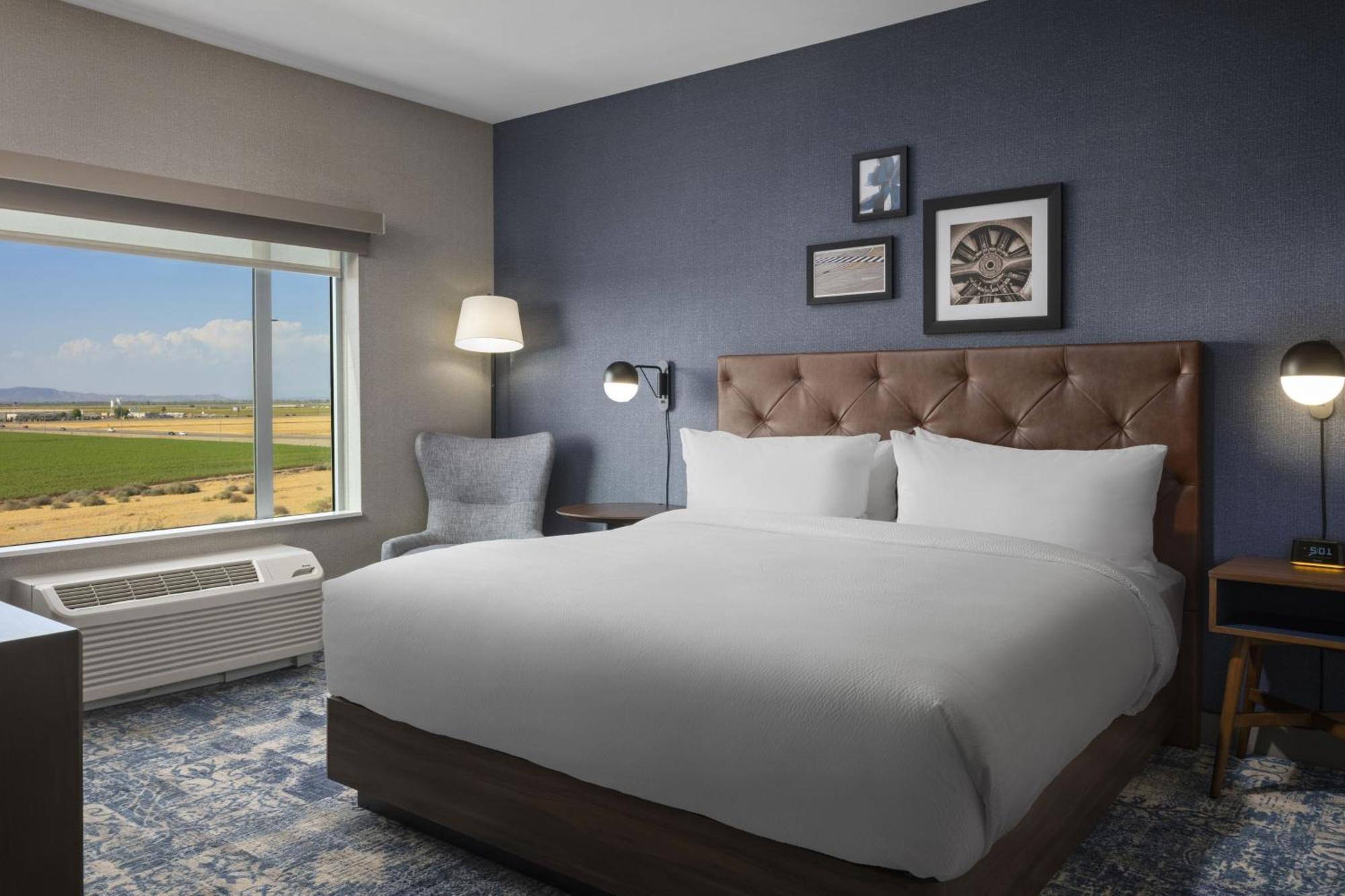 Four Points By Sheraton Юма Екстериор снимка